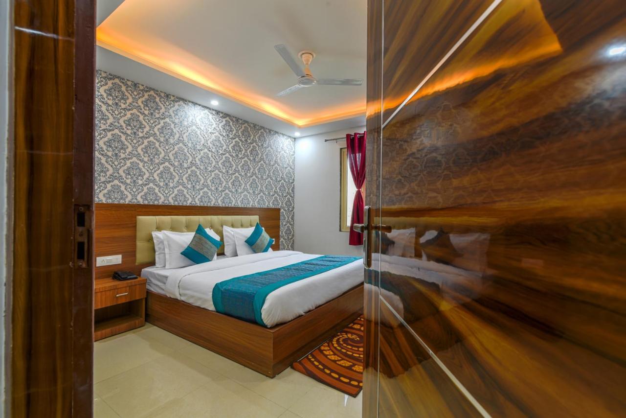 Hotel Urban Tree At Delhi Airport Nueva Delhi Exterior foto